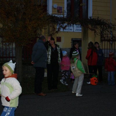 Fotografie 6 z galerie Lampionový průvod