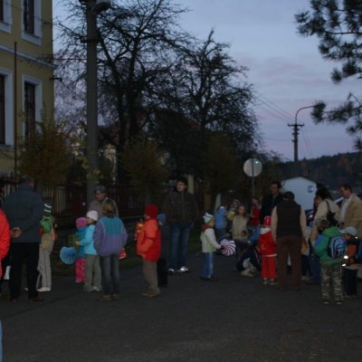 Fotografie 7 z galerie Lampionový průvod
