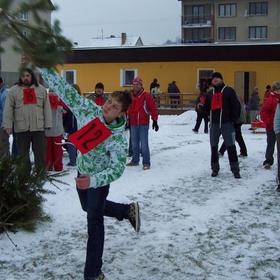 Fotografie 4 z galerie Hod vánočním stromkem