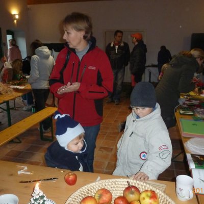 Fotografie 8 z galerie Děti v Topělci - první den adventu