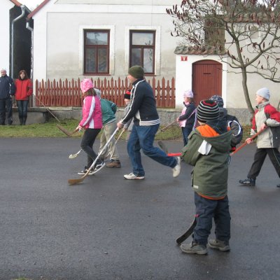 Fotografie 6 z galerie Silvestrovský hokejbal
