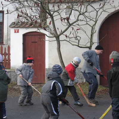 Fotografie 7 z galerie Silvestrovský hokejbal