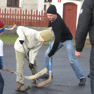 Fotografie 12 z galerie Silvestrovský hokejbal