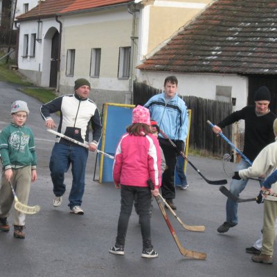 Fotografie 15 z galerie Silvestrovský hokejbal