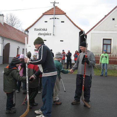 Fotografie 17 z galerie Silvestrovský hokejbal