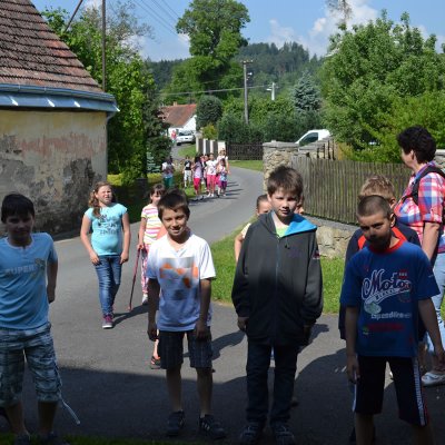 Fotografie 2 z galerie Historické zemědělské hospodaření, ukázky vytáčení medu - v Nové vsi u pana Forejta