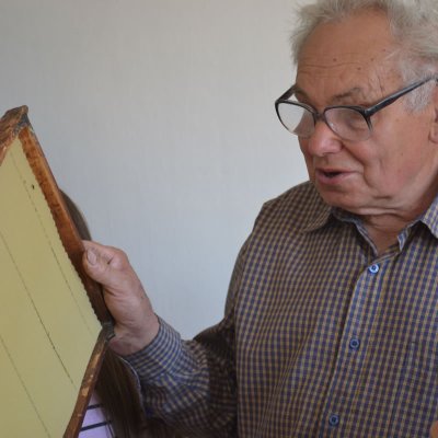 Fotografie 21 z galerie Historické zemědělské hospodaření, ukázky vytáčení medu - v Nové vsi u pana Forejta