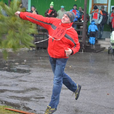 Fotografie 16 z galerie Hod vánočním stromkem