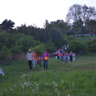 Fotografie 16 z galerie Položení věnců, lampionový průvod, vatra