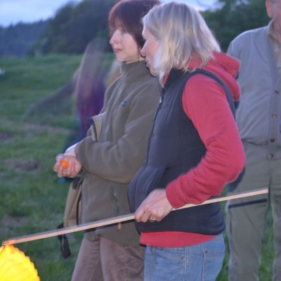 Fotografie 20 z galerie Položení věnců, lampionový průvod, vatra