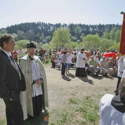 Fotografie 1 z galerie Svěcení kaple a sochy Panny Marie Lurdské - Borečnice