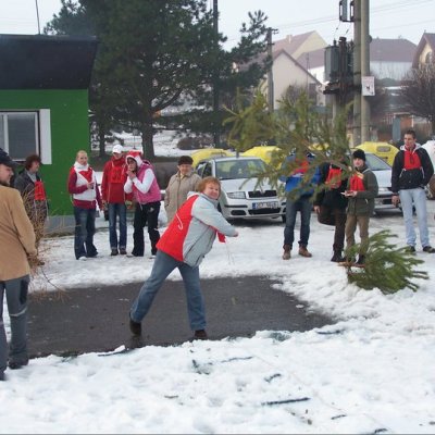 Fotografie 7 z galerie Hod vánočním stromkem